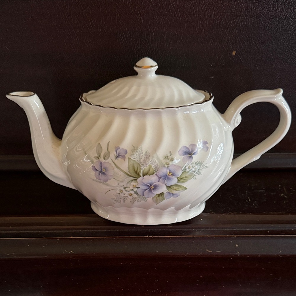 Arthur Wood & Son, Staffordshire, England, Est 1884